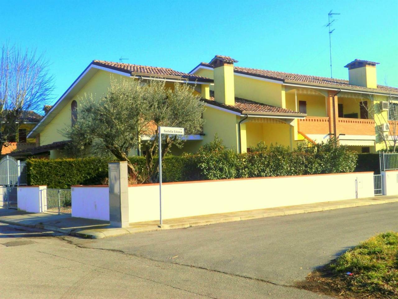 Villa Fiori Dalia Лидо ди Помпоза Екстериор снимка